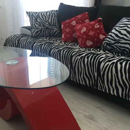 דירה - Apartament Dwupoziomowy W Lofcie, Blisko Morza, Z Dala Od Tlumow קולובז'ג